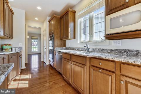 1100 Verbena Ct, Silver Spring, MD 20906 photo 11