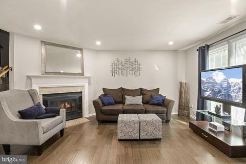 3047 Piano Ln #18, Silver Spring, MD 20904 photo 4