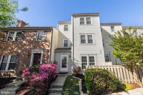 3047 Piano Ln #18, Silver Spring, MD 20904 photo 2