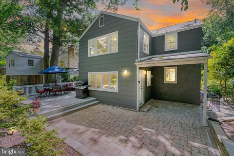 235 Whitmoor Ter, Silver Spring, MD 20901 photo 4