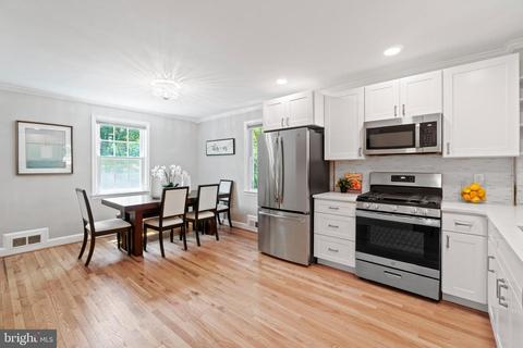 235 Whitmoor Ter, Silver Spring, MD 20901 photo 12