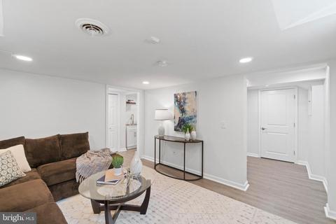235 Whitmoor Ter, Silver Spring, MD 20901 photo 32