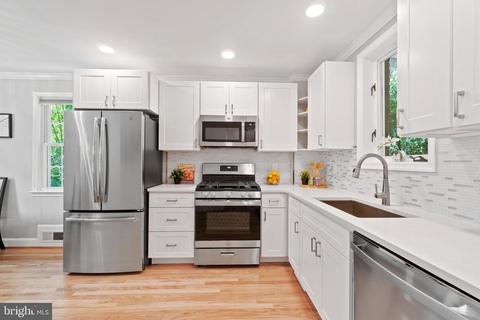 235 Whitmoor Ter, Silver Spring, MD 20901 photo 13