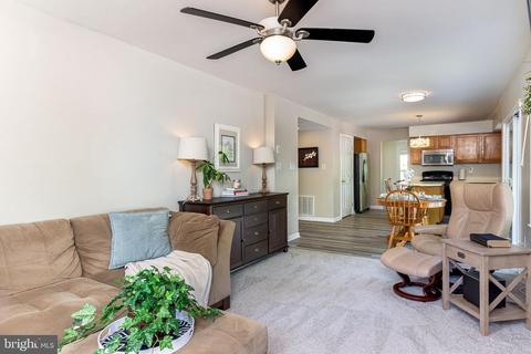 5716 Parkway Dr, Laurel, MD 20707 photo 11