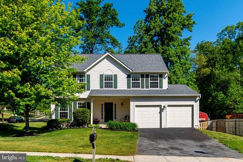 5716 Parkway Dr, Laurel, MD 20707 photo 1