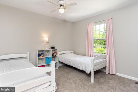 5716 Parkway Dr, Laurel, MD 20707 photo 24