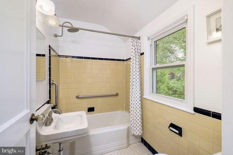 8717 Bradford Rd, Silver Spring, MD 20901 photo 17