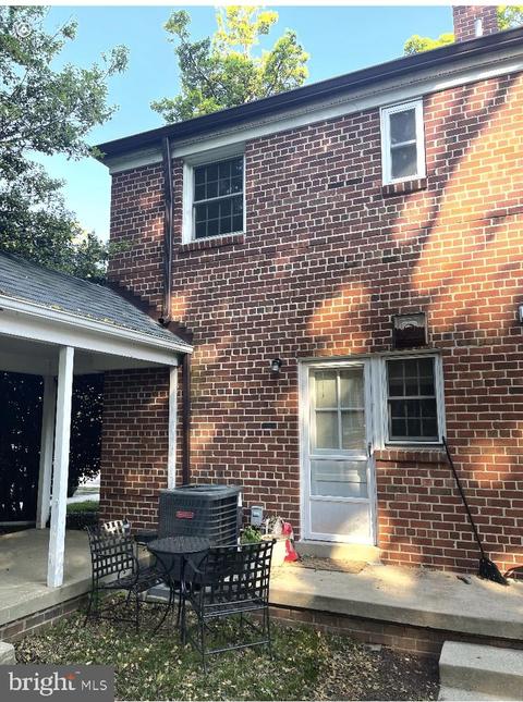 1718 E West Hwy, Silver Spring, MD 20910 photo 2