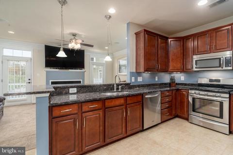 2142 Little Sorrel Way, Silver Spring, MD 20902 photo 5