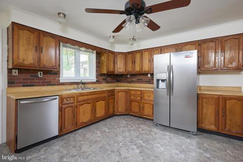 17212 Donora Rd, Silver Spring, MD 20905 photo 7