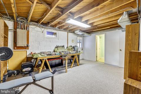 1021 Forest Glen Rd, Silver Spring, MD 20901 photo 18