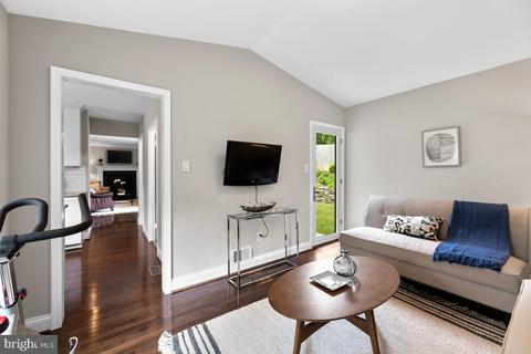 1403 Woodman Ave, Silver Spring, MD 20902 photo 14