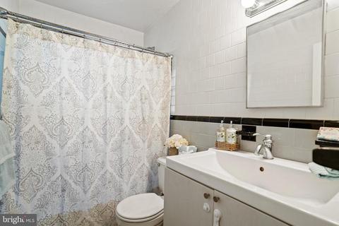 9910 Markham St, Silver Spring, MD 20901 photo 16