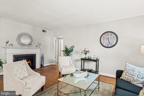 9910 Markham St, Silver Spring, MD 20901 photo 3