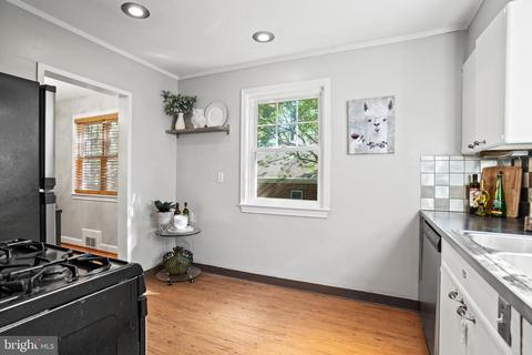 9910 Markham St, Silver Spring, MD 20901 photo 12