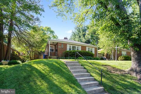 9910 Markham St, Silver Spring, MD 20901 photo 1