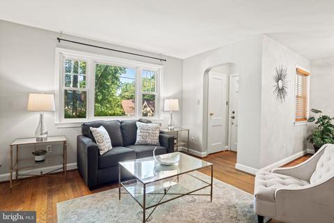 9910 Markham St, Silver Spring, MD 20901 photo 4