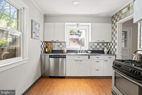 9910 Markham St, Silver Spring, MD 20901 photo 9