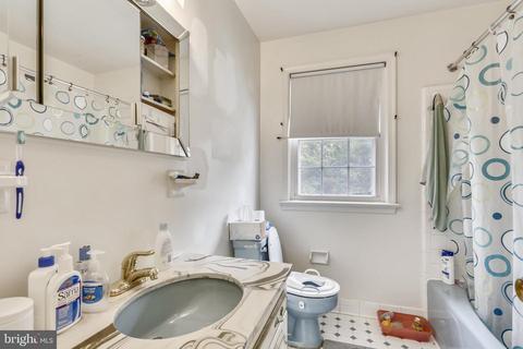 1015 Arcola Ave, Silver Spring, MD 20902 photo 27