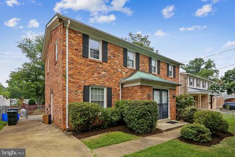1015 Arcola Ave, Silver Spring, MD 20902 photo 2