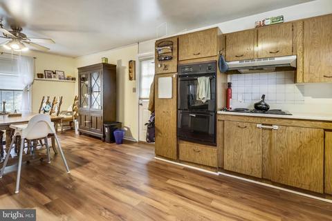 1015 Arcola Ave, Silver Spring, MD 20902 photo 11