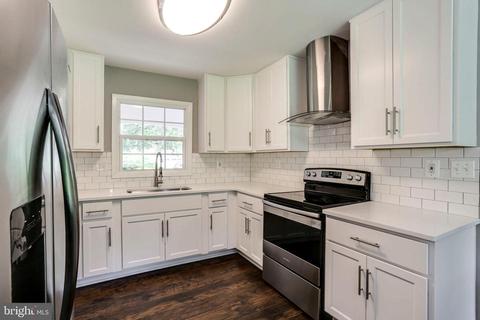 12214 Shadetree Ln, Laurel, MD 20708 photo 7