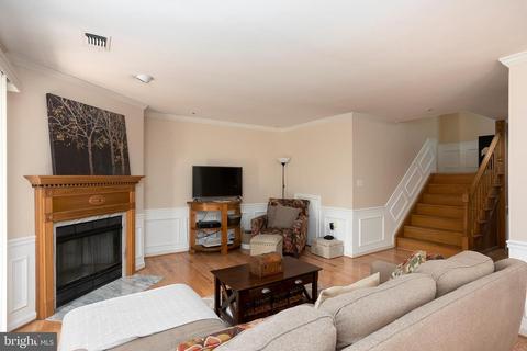 7904 Crows Nest Ct #331, Laurel, MD 20707 photo 3