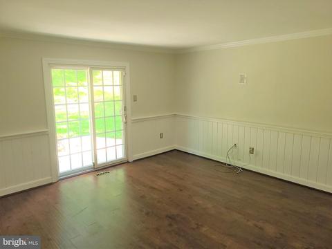 8708 Oxwell Ln, Laurel, MD 20708 photo 4
