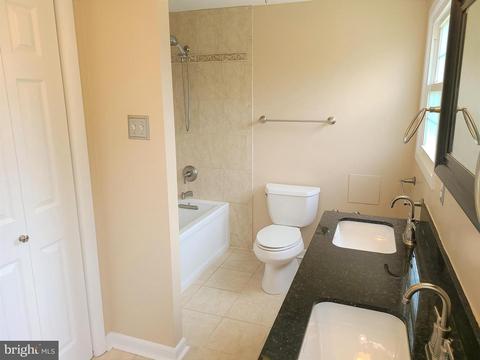 8708 Oxwell Ln, Laurel, MD 20708 photo 12