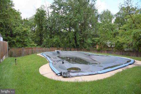 7213 Sunrise Dr, Lanham, MD 20706 photo 6