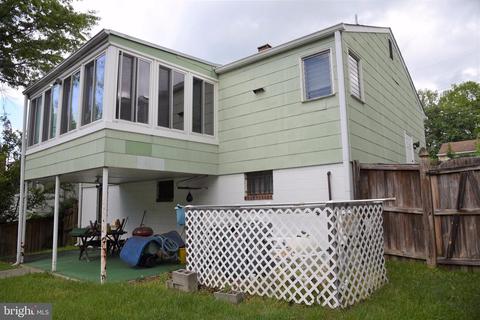 7213 Sunrise Dr, Lanham, MD 20706 photo 5
