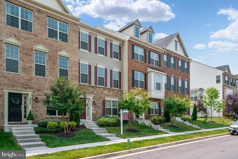 2519 Standifer Pl, Lanham, MD 20706 photo 3