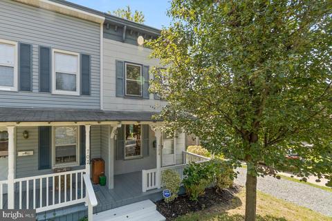 704 4th St, Laurel, MD 20707 photo 1