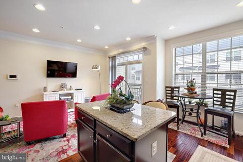 9020 Ruby Lockhart Blvd, Lanham, MD 20706 photo 6