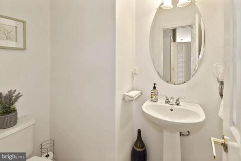 6336 Kinsey Ter, Lanham, MD 20706 photo 14