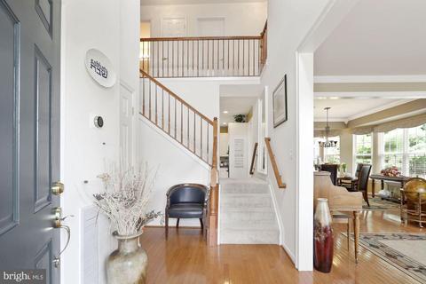 6336 Kinsey Ter, Lanham, MD 20706 photo 2
