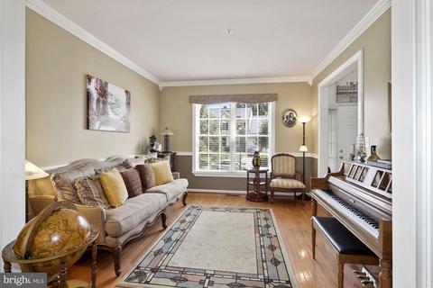 6336 Kinsey Ter, Lanham, MD 20706 photo 5
