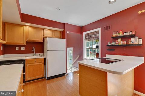 6815 Brooklyn Bridge Rd, Laurel, MD 20707 photo 12