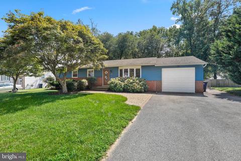 6815 Brooklyn Bridge Rd, Laurel, MD 20707 photo 3
