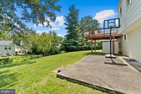 7541 Newberry Ln, Lanham, MD 20706 photo 32