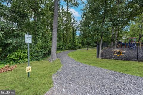 12401 Silverbirch Ln, Laurel, MD 20708 photo 43