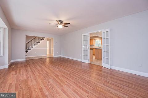 12401 Silverbirch Ln, Laurel, MD 20708 photo 5