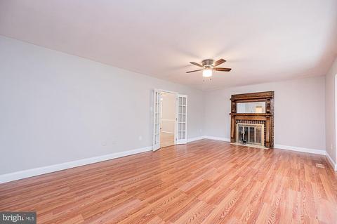 12401 Silverbirch Ln, Laurel, MD 20708 photo 6