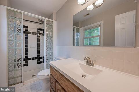 12401 Silverbirch Ln, Laurel, MD 20708 photo 25