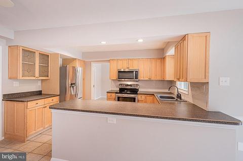 12401 Silverbirch Ln, Laurel, MD 20708 photo 10