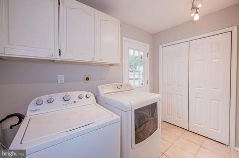 12401 Silverbirch Ln, Laurel, MD 20708 photo 21