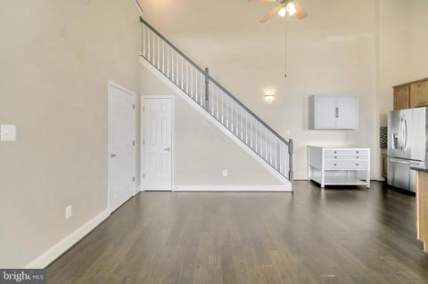 601 7th St #403, Laurel, MD 20707 photo 9