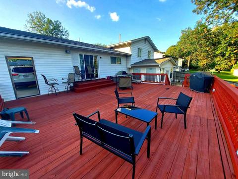 9003 Walkerton Dr, Lanham, MD 20706 photo 8