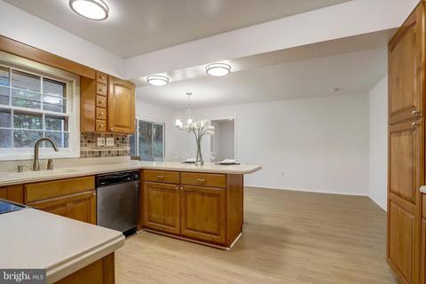 12413 Radnor Ln, Laurel, MD 20708 photo 18