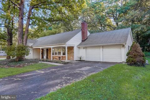 12413 Radnor Ln, Laurel, MD 20708 photo 2